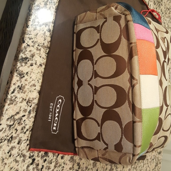 Authentic Coach canvas tote women's purse - Picture 7 of 8